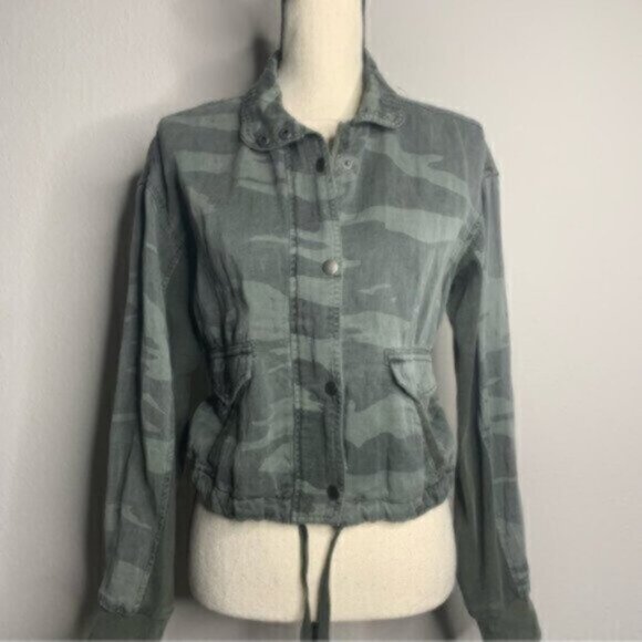 Splendid Women’s Camouflage Zip Up Bomber Utility Jacket - Picture 5 of 11